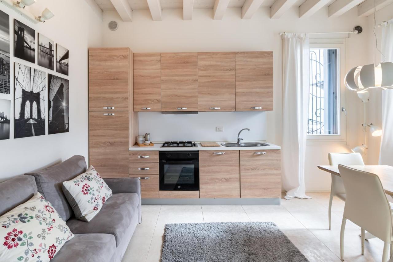 Corte Cappuccina 14 Elegant Apt Con Parcheggio! Padoue Extérieur photo
